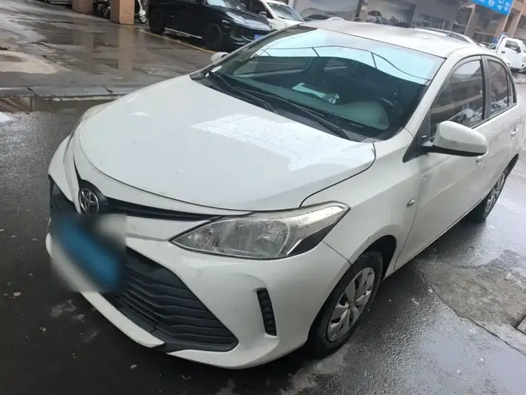 Toyota Vios 1.3 L Manual Forward