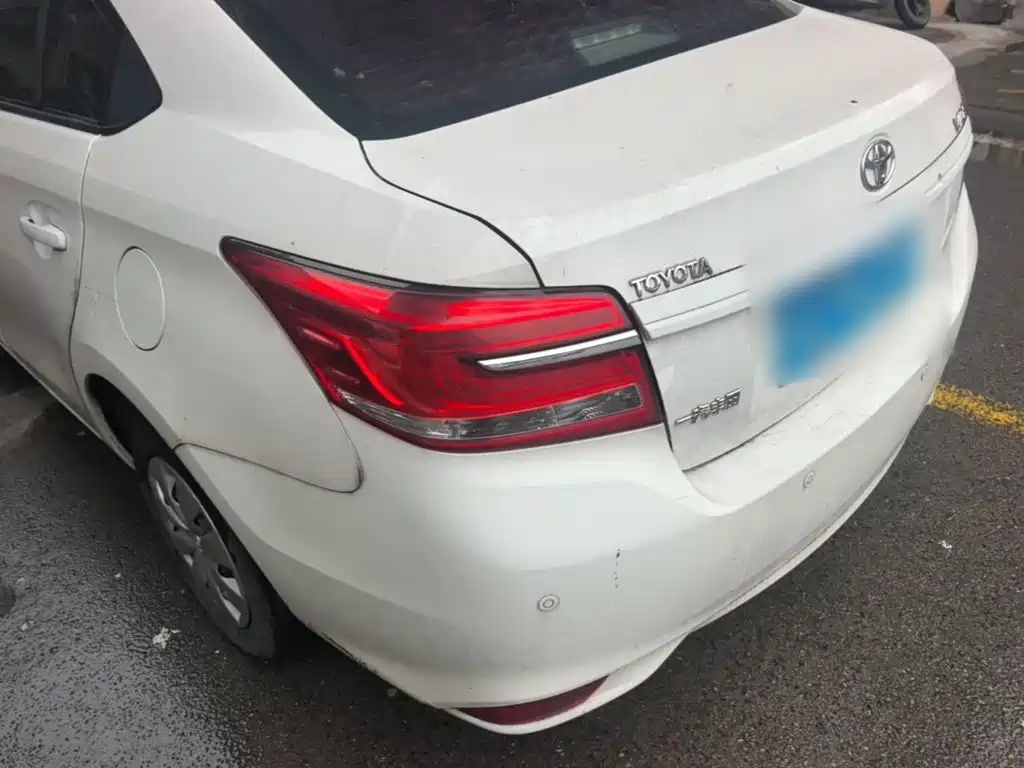 Vios 1.3 L Manual Forward