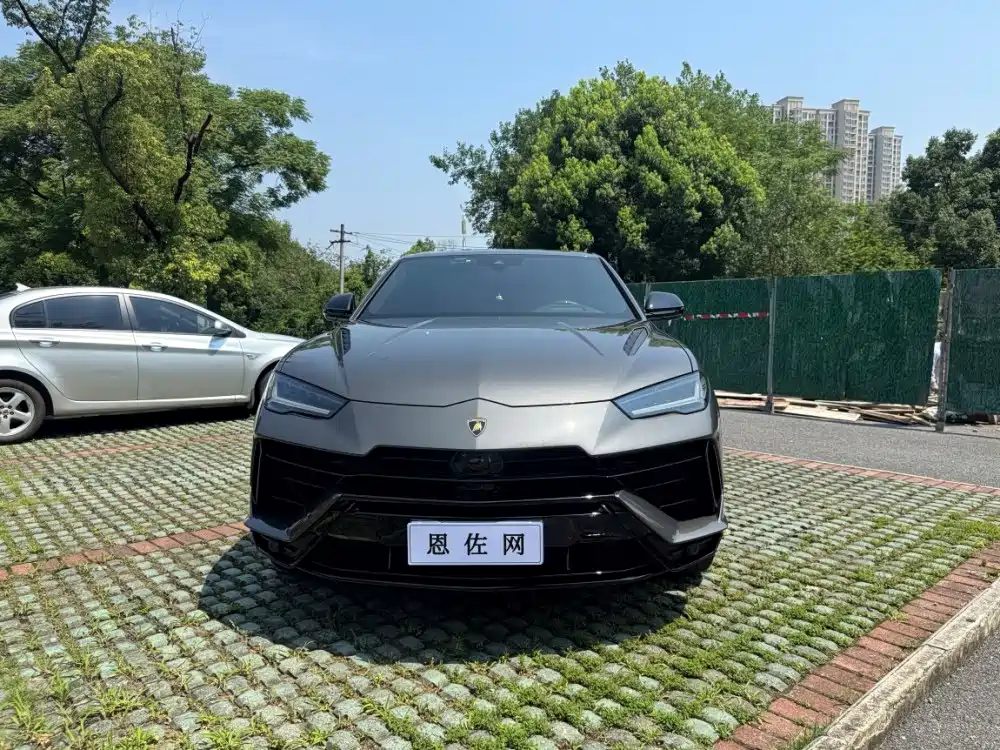 Urus 4.0 T V8 S