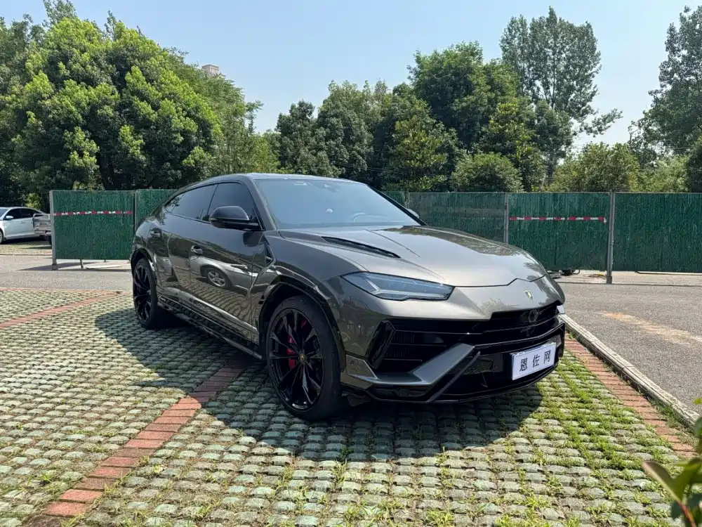 Urus 4.0 T V8 S
