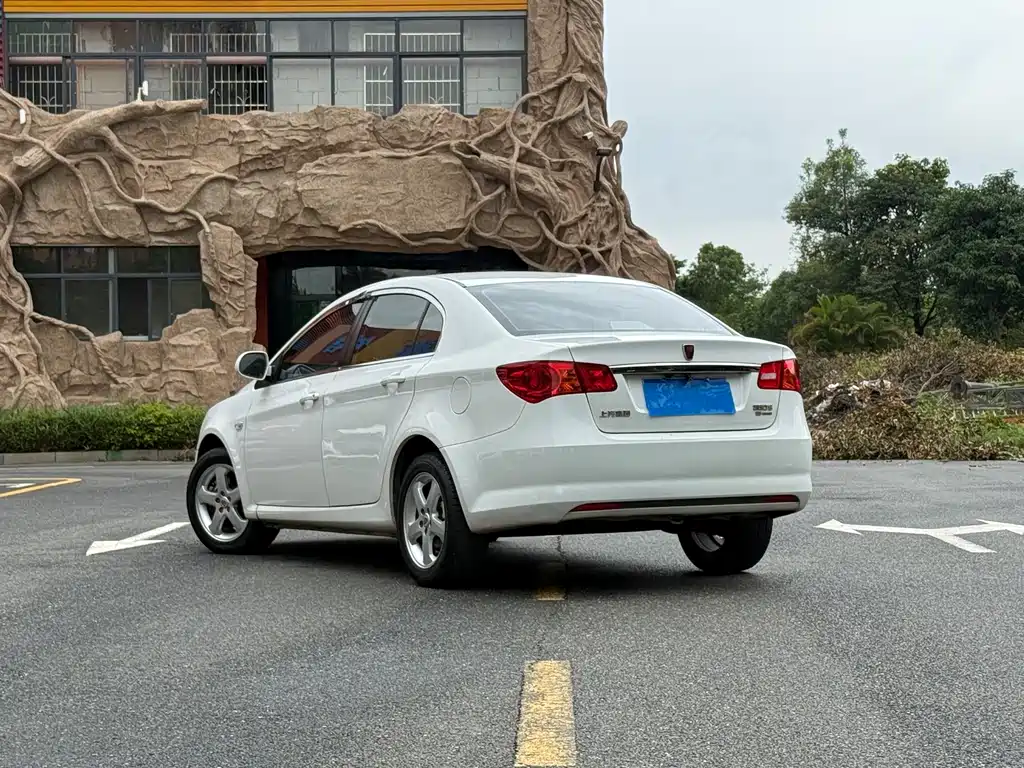 Roewe 350 350 S 1.5 L Auto Express