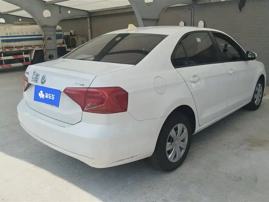 Jetta 1.4 L Manual Fashion