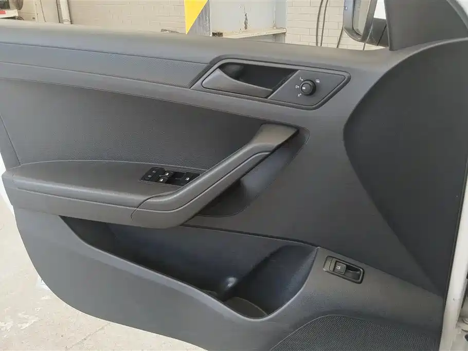 Jetta 1.4 L Manual Fashion