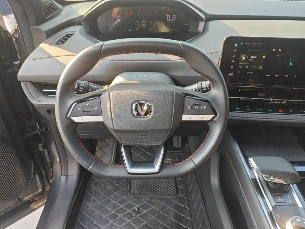 Changan CS55 PLUS 长安CS55 PLUS 2024款 第三代 1.5 T DCT轻年版