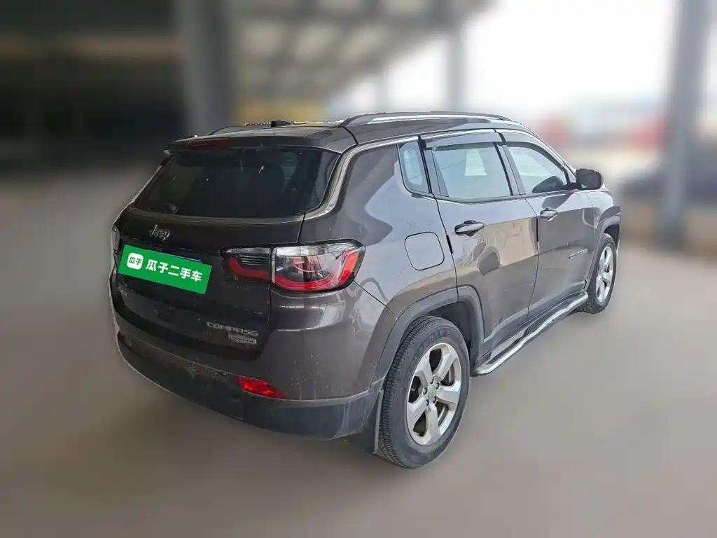 Compass 200 T Auto Home Enjoyment