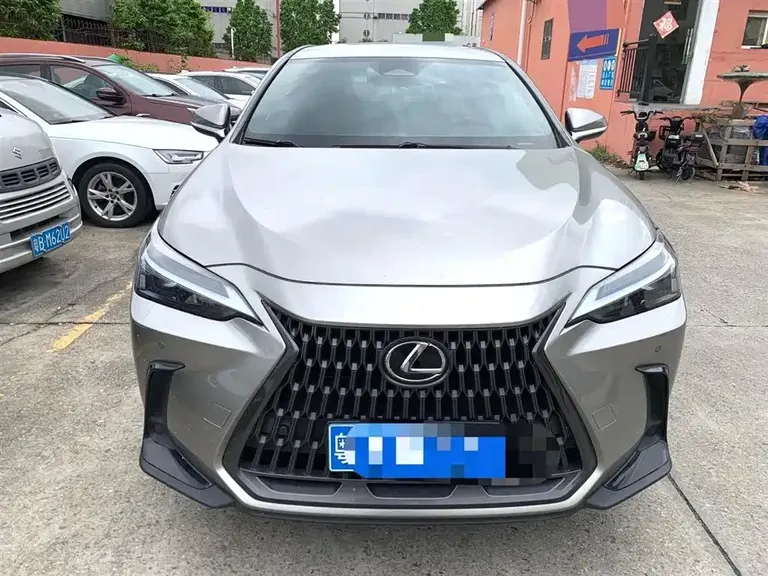 Lexus NX 260 FWD Creative Speed