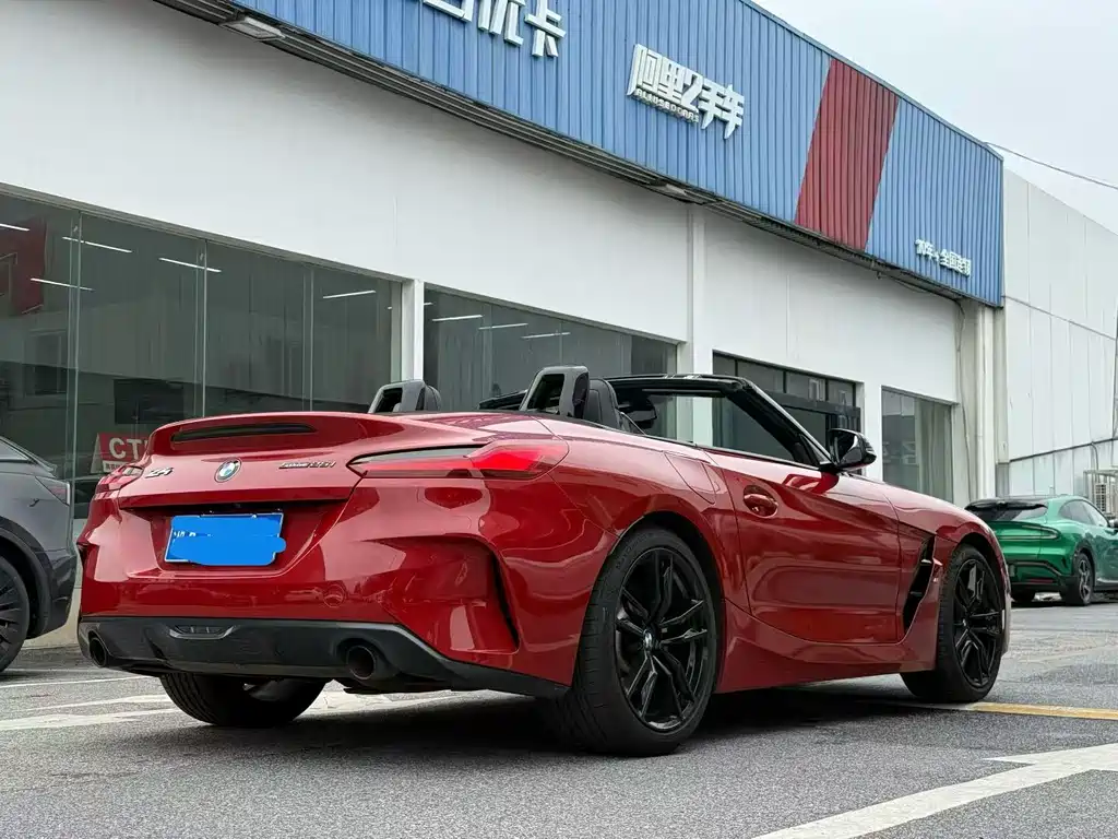 BMW Z4 sDrive 25 i M Sport Night Package