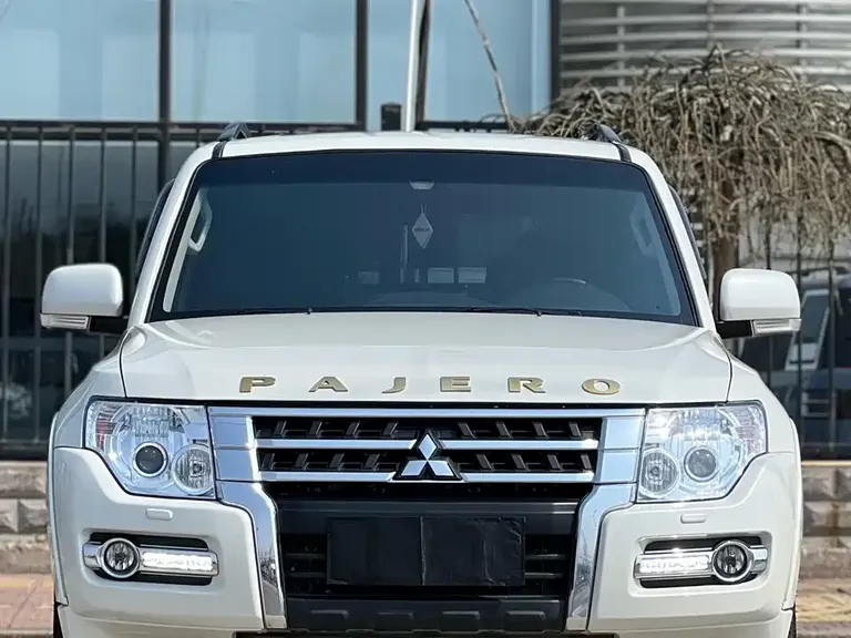 Mitsubishi Pajero (Import) 3.0 L Auto Standard