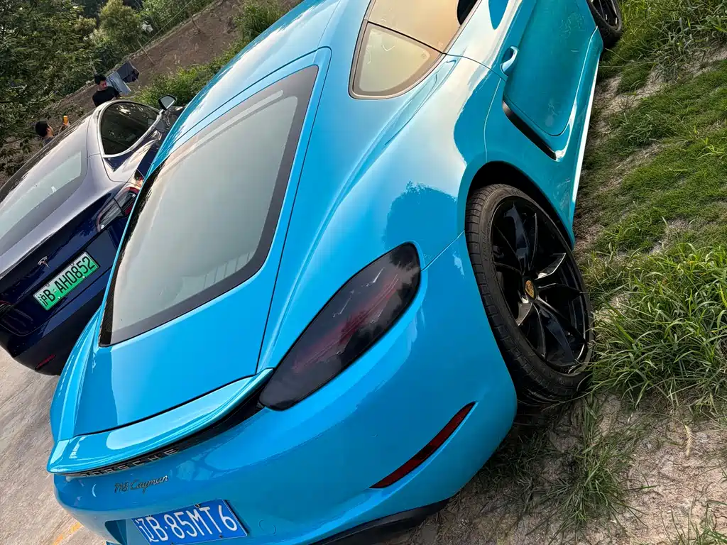 Porsche 718 Cayman 2.0 T