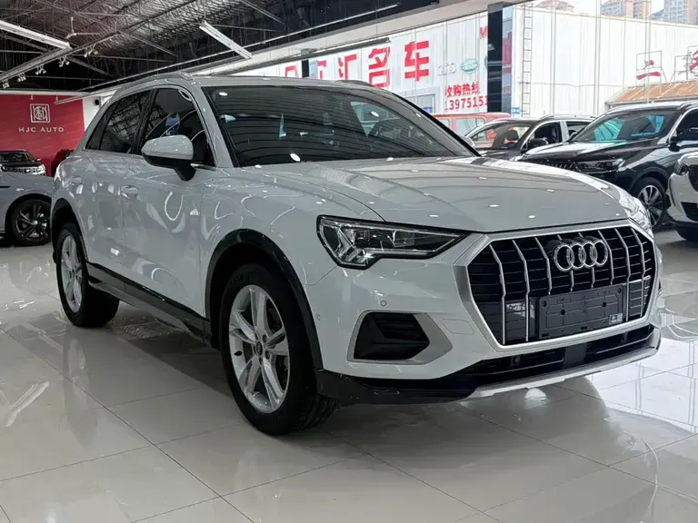 Audi Q3 35 TFSI Fashion Elegant