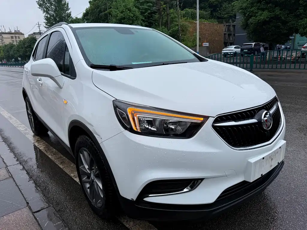 Encore 18 T Auto 2 WD Urban Fashion