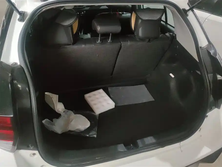 YARiS L Zhixuan 1.5 L CVT Luxury PLUS