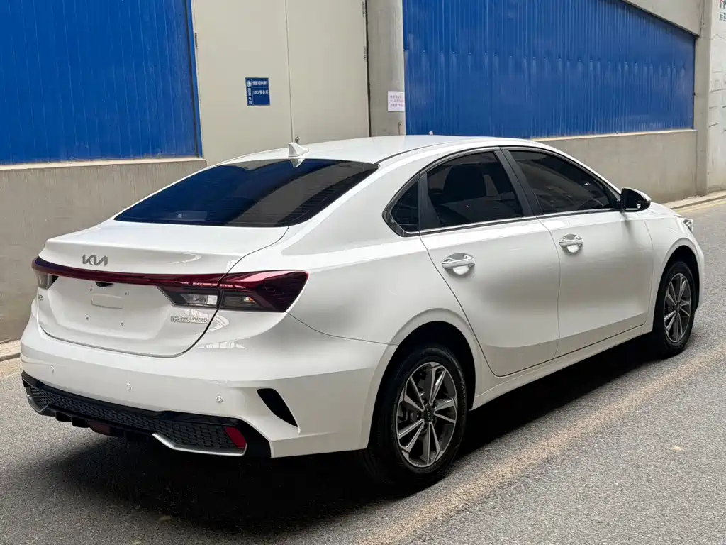 Kia K3 1.5 L CVT Luxury