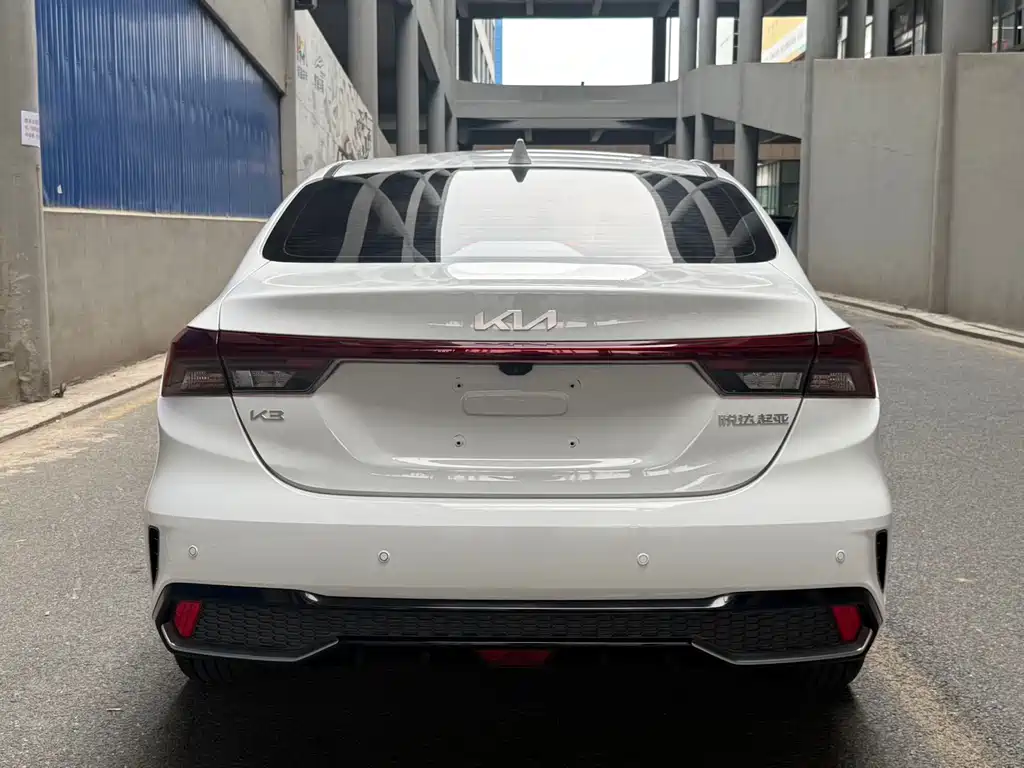 Kia K3 1.5 L CVT Luxury