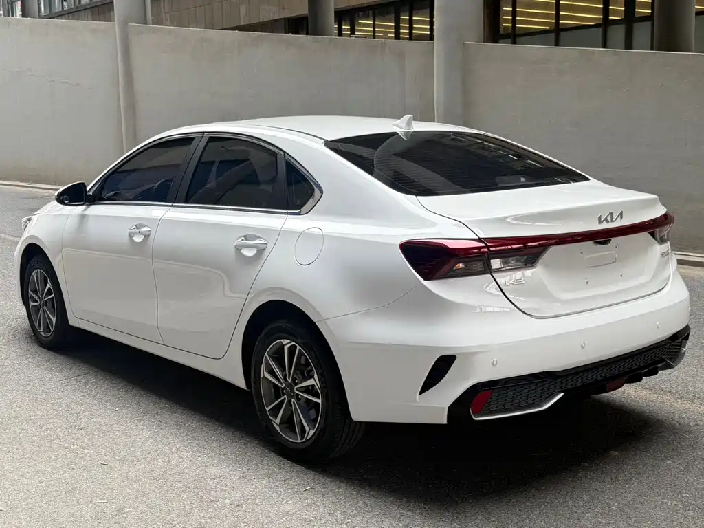 Kia K3 1.5 L CVT Luxury