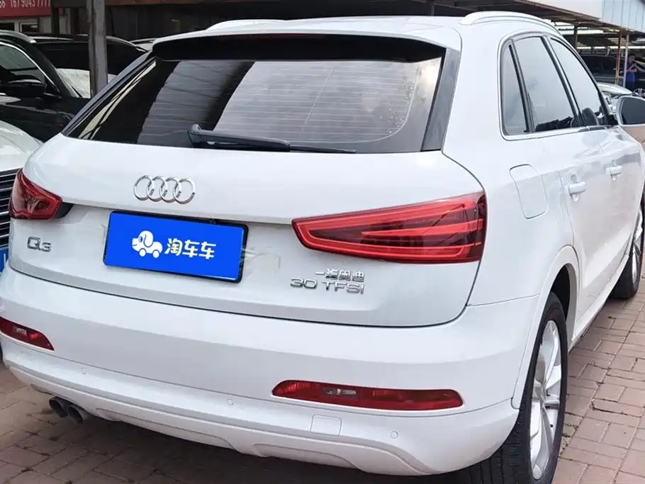 Audi Q3 30 TFSI Collector Smart Leading