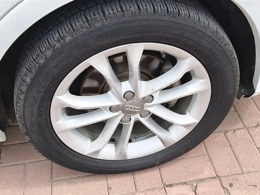 Audi Q3 30 TFSI Collector Smart Leading