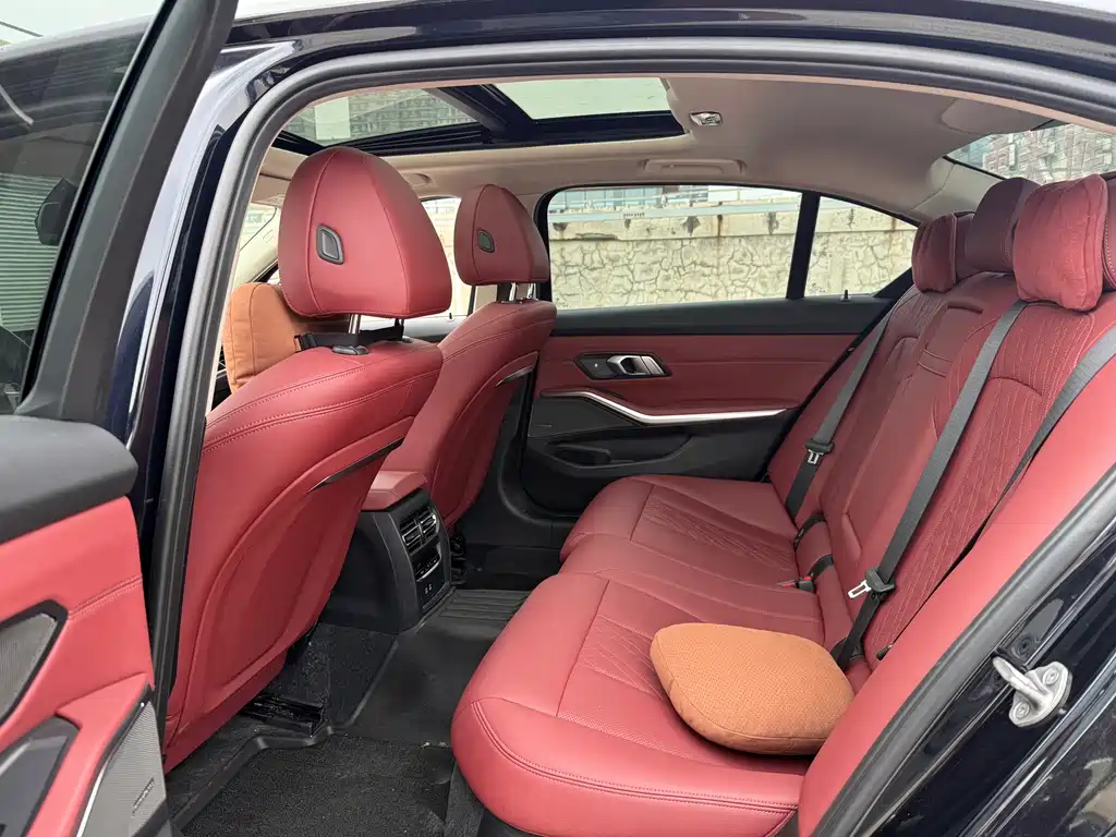 BMW 3 Series 325 Li M Sport Night Package