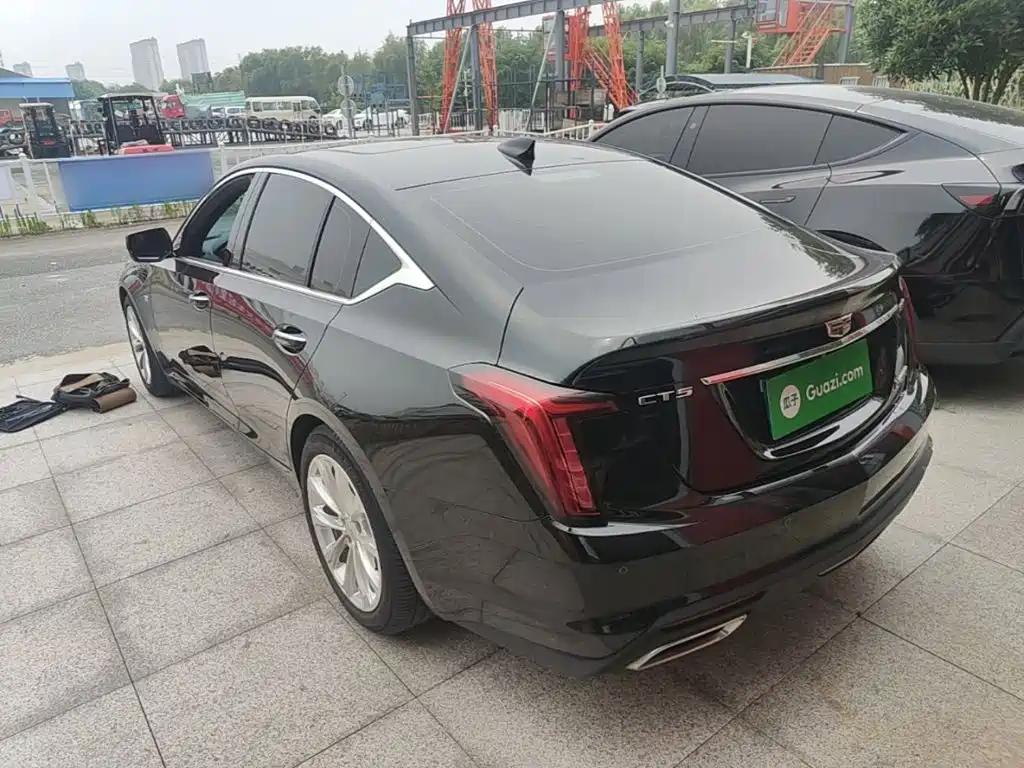Cadillac CT5 28 T Luxury (Standard)