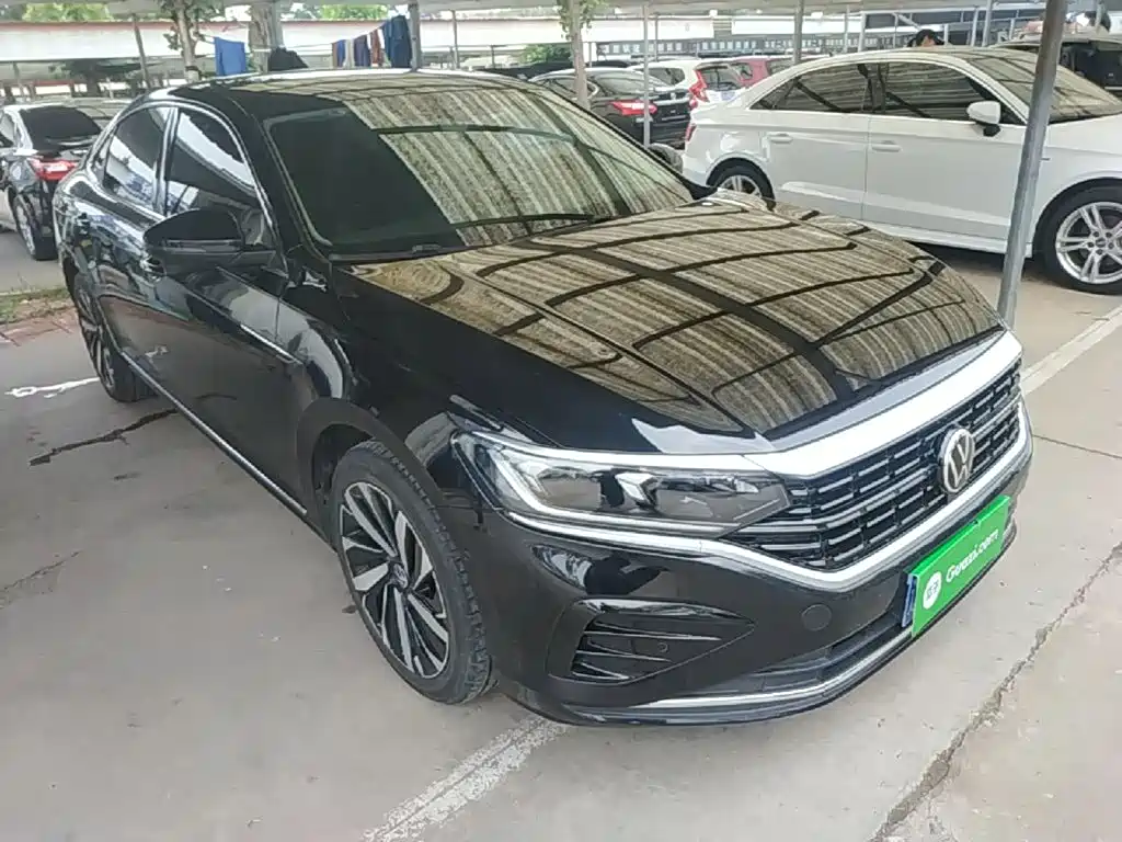 Passat 330 TSI Luxury