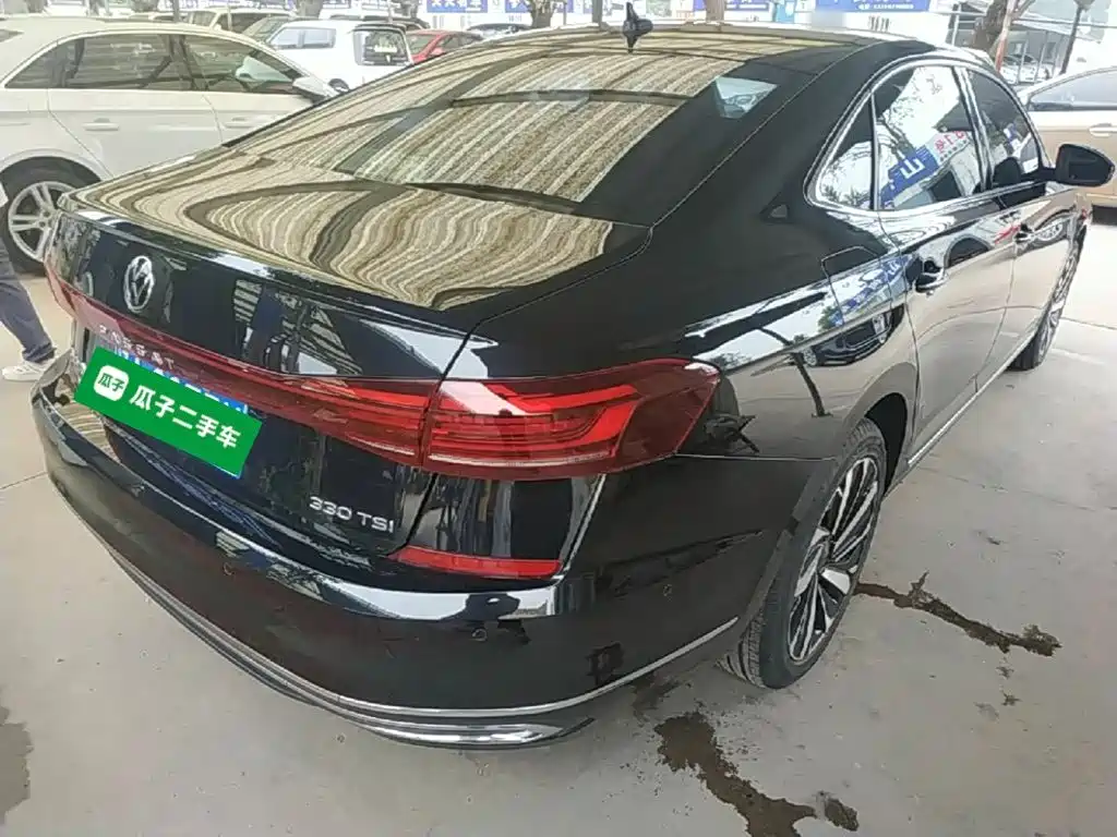Passat 330 TSI Luxury