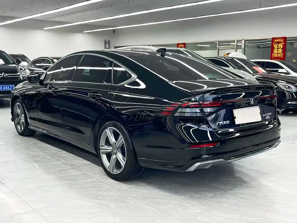 Accord 260 TURBO Outstanding
