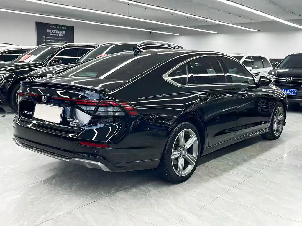Accord 260 TURBO Outstanding