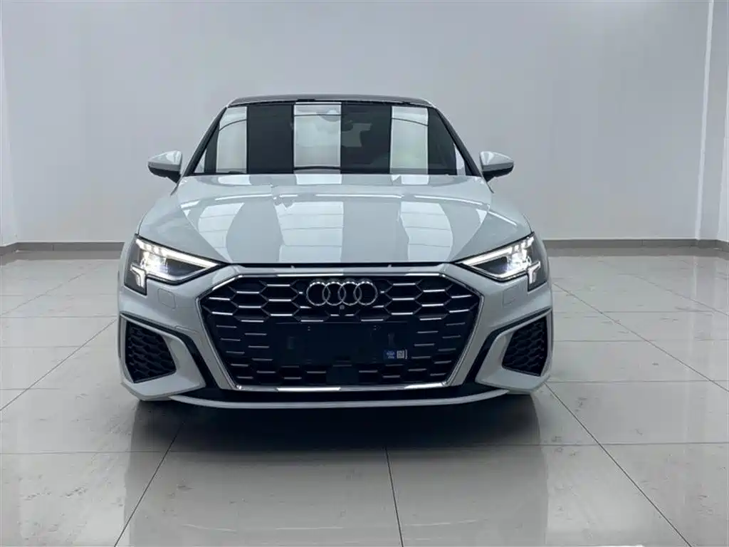 Audi A3 Facelift A3 L Limousine 35 TFSI Fashion Sport