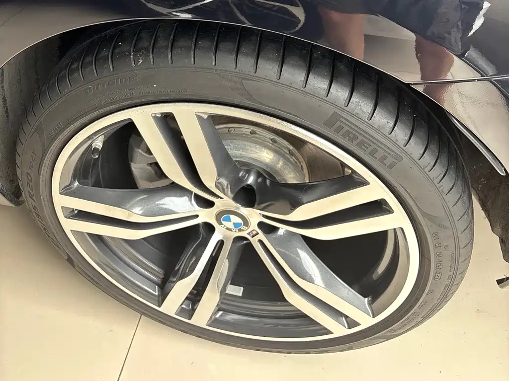BMW 6 Series GT 630 i M Sport Package