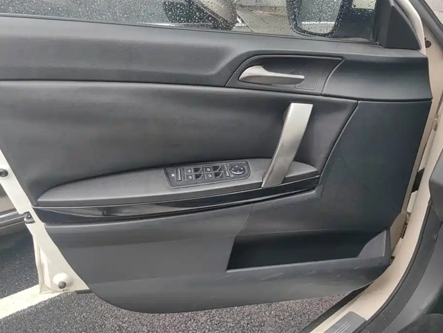 MG6 MG6 2012款 掀背 1.8 L 手动舒适版