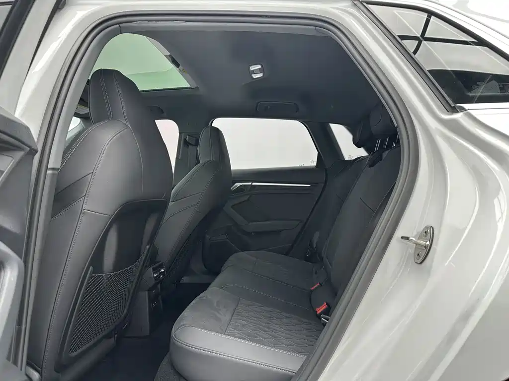Audi A3 Sportback 35 TFSI Luxury Sport