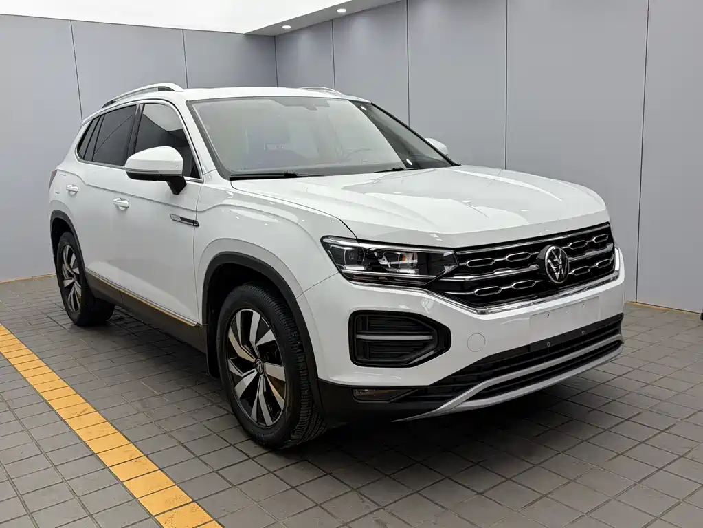 Tayron 280 TSI 2 WD Luxury Connected
