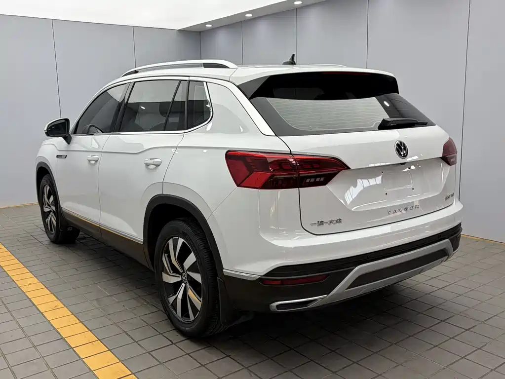 Tayron 280 TSI 2 WD Luxury Connected