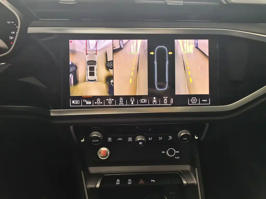 Audi Q3 35 TFSI Fashion Dynamic (1.4 T)