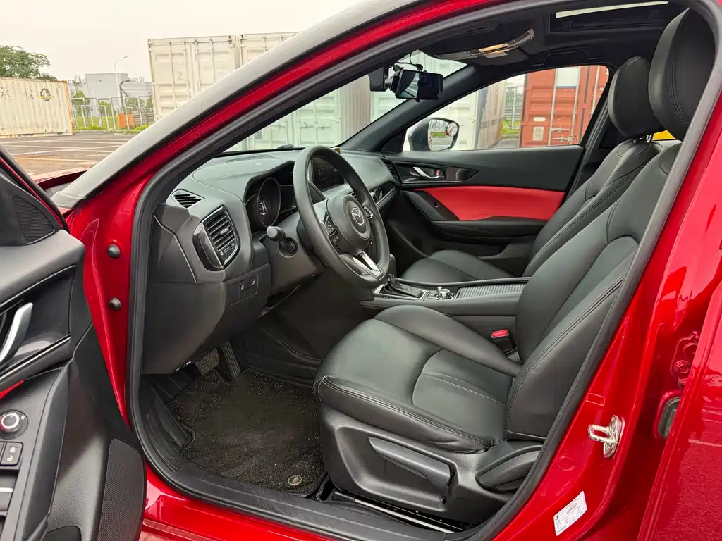 Mazda CX-4 2.0 L Auto 2 WD Blue Sky Explorer
