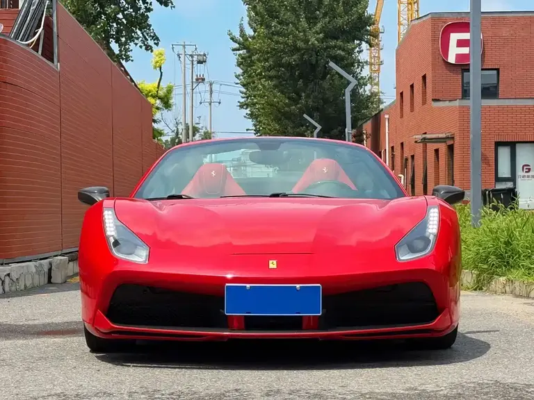 Ferrari 488 488 Spider
