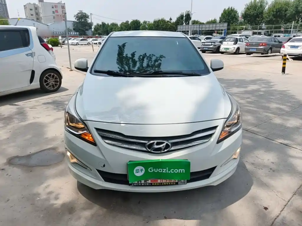 Accent 1.4 L Manual Intelligent GLS