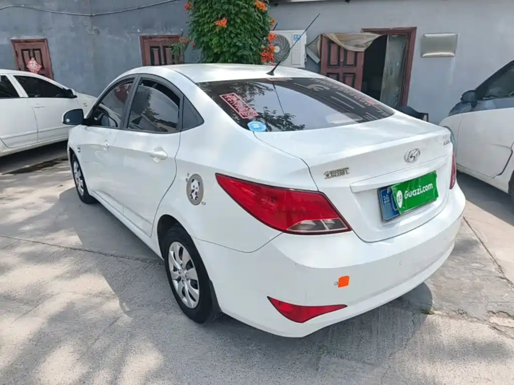 Accent 1.4 L Manual Intelligent GLS