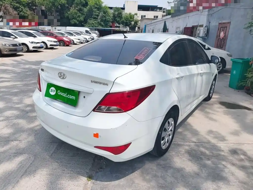 Accent 1.4 L Manual Intelligent GLS