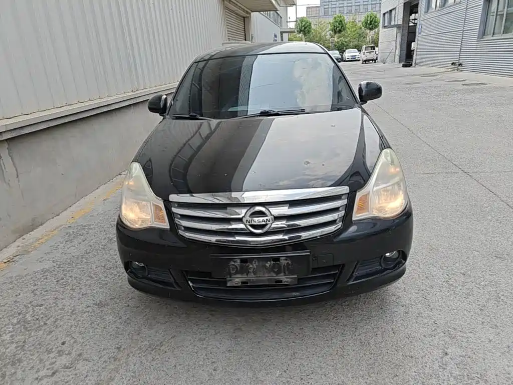 Sylphy Classic 1.6 XE Manual Leading