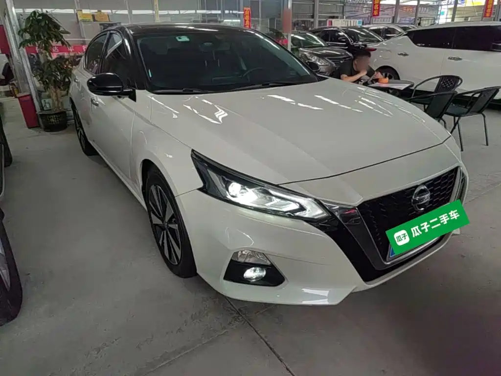 Teana 2.0 L XL Comfort