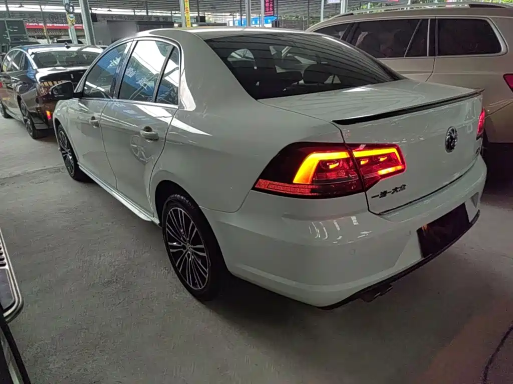 Bora 宝来 2015款 质惠版 1.4 TSI 自动Sportline
