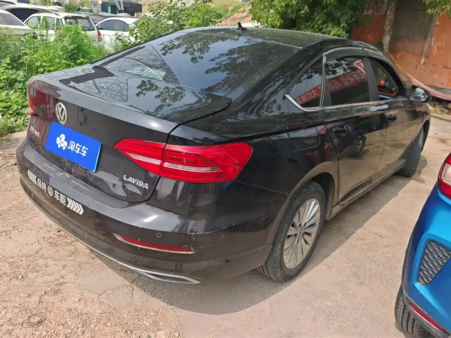 Lavida 1.5 L Auto Comfort CN-VI