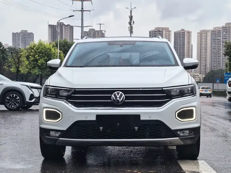 Volkswagen T-ROC 280 TSI DSG 2 WD Comfort Enjoyment PLUS