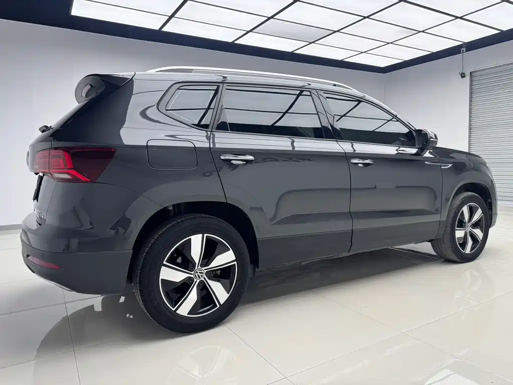 Tharu 280 TSI 2 WD Comfort