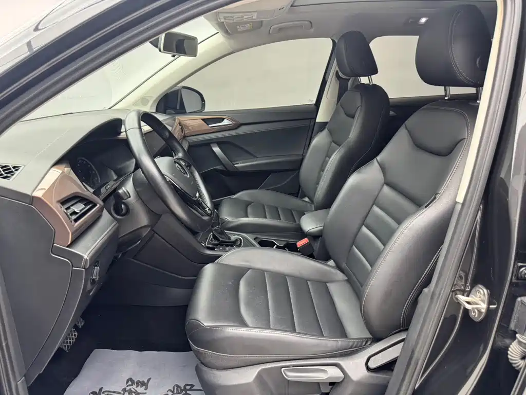 Tharu 280 TSI 2 WD Comfort