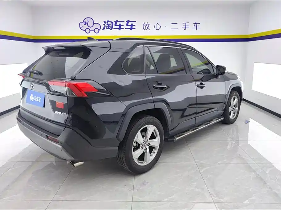 RAV4 2.0 L CVT 2 WD Style PLUS
