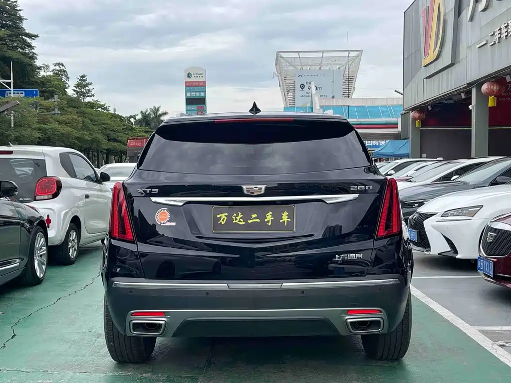 Cadillac XT5 28 T Luxury
