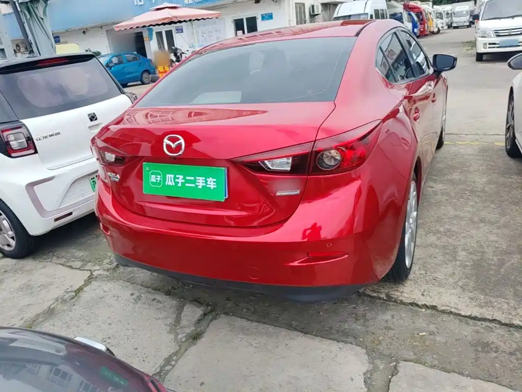 Mazda 3 Axela Sedan 2.0 L Auto Sport