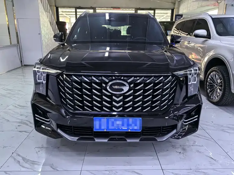GAC Trumpchi GS8 Navigator Series 2.0 TGDI 2 WD Luxury Connected (7-seat)
